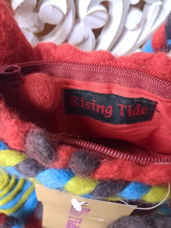 Rising Tide Handmade Felted Purse - Picture 14 of 16
